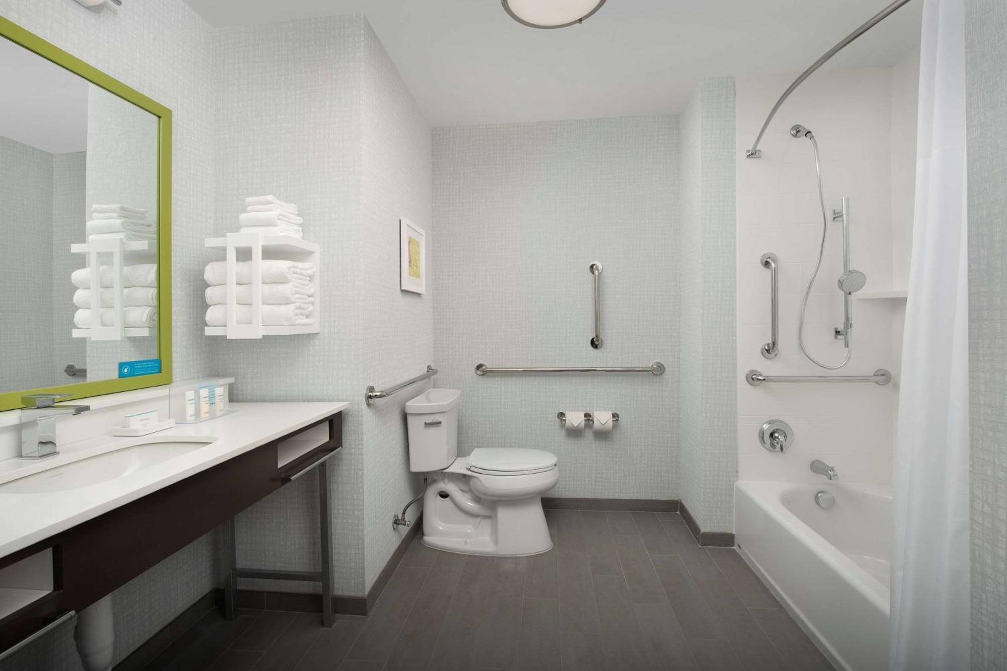 Hampton Inn & Suites Charlotte Airport Lake Pointe Luaran gambar