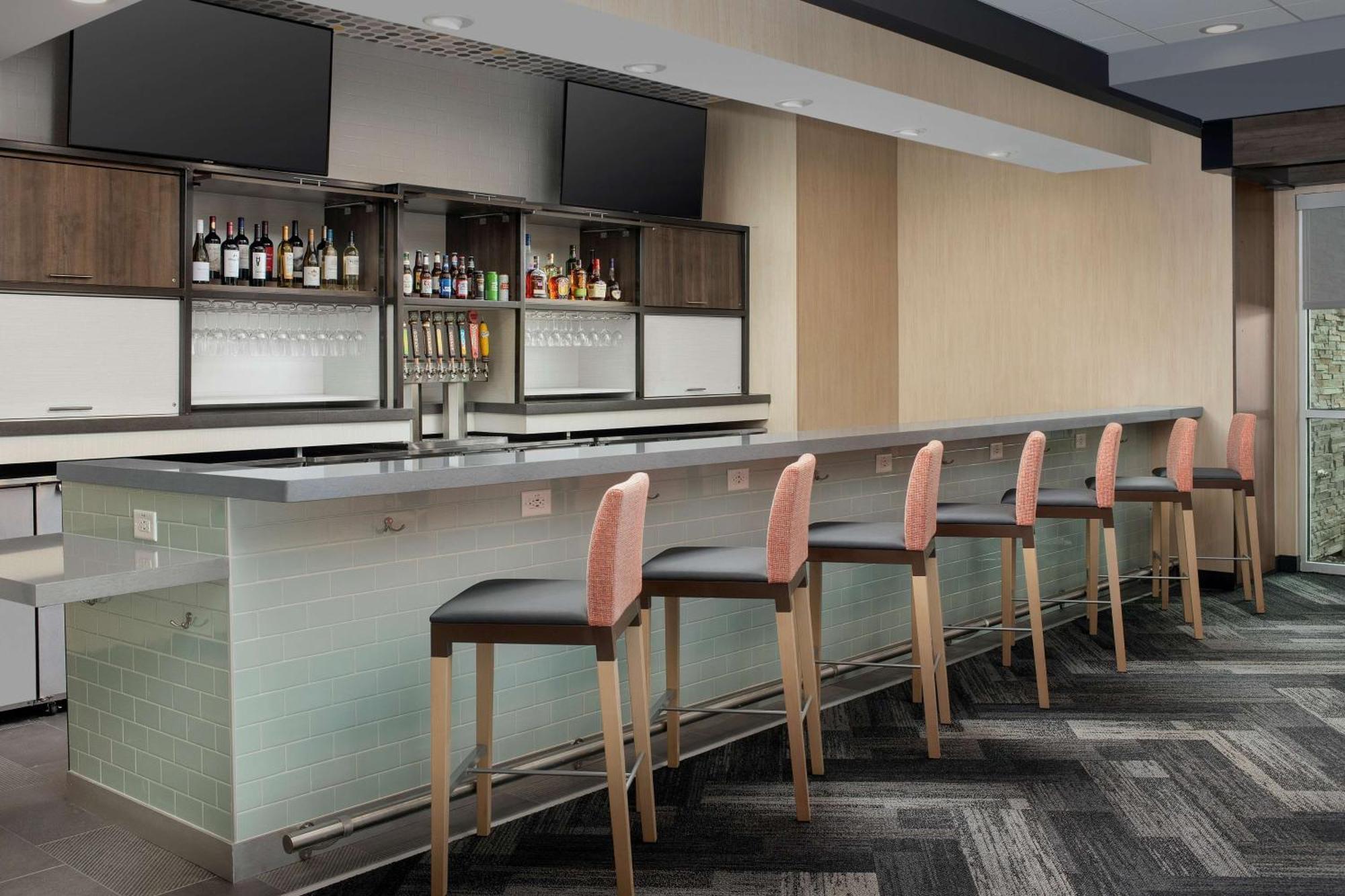Hampton Inn & Suites Charlotte Airport Lake Pointe Luaran gambar
