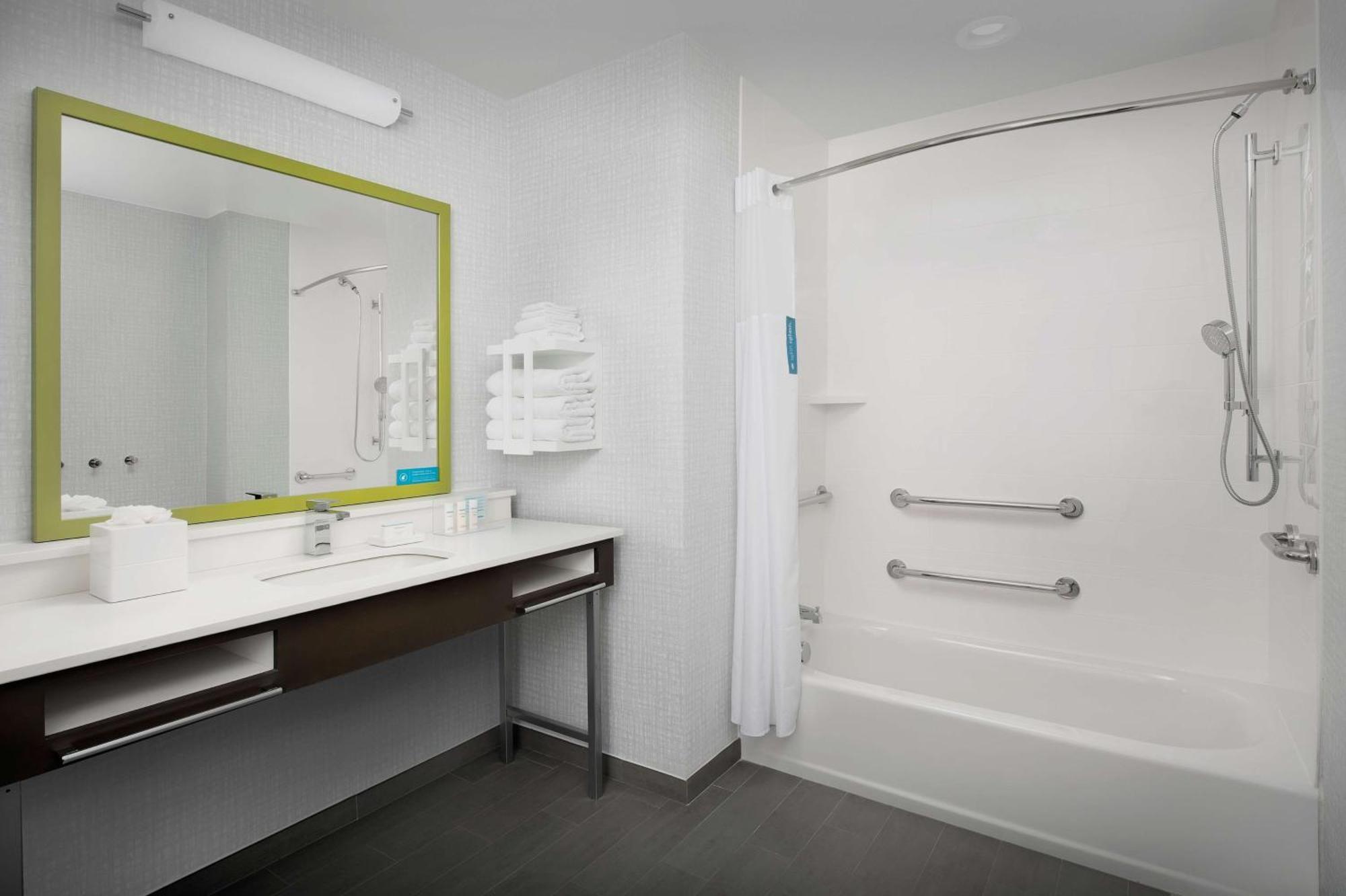 Hampton Inn & Suites Charlotte Airport Lake Pointe Luaran gambar
