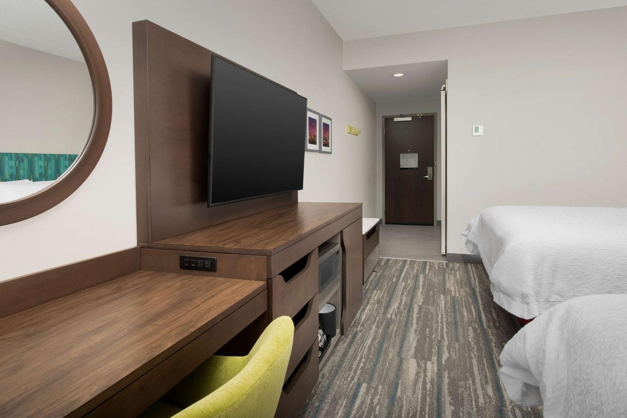 Hampton Inn & Suites Charlotte Airport Lake Pointe Luaran gambar