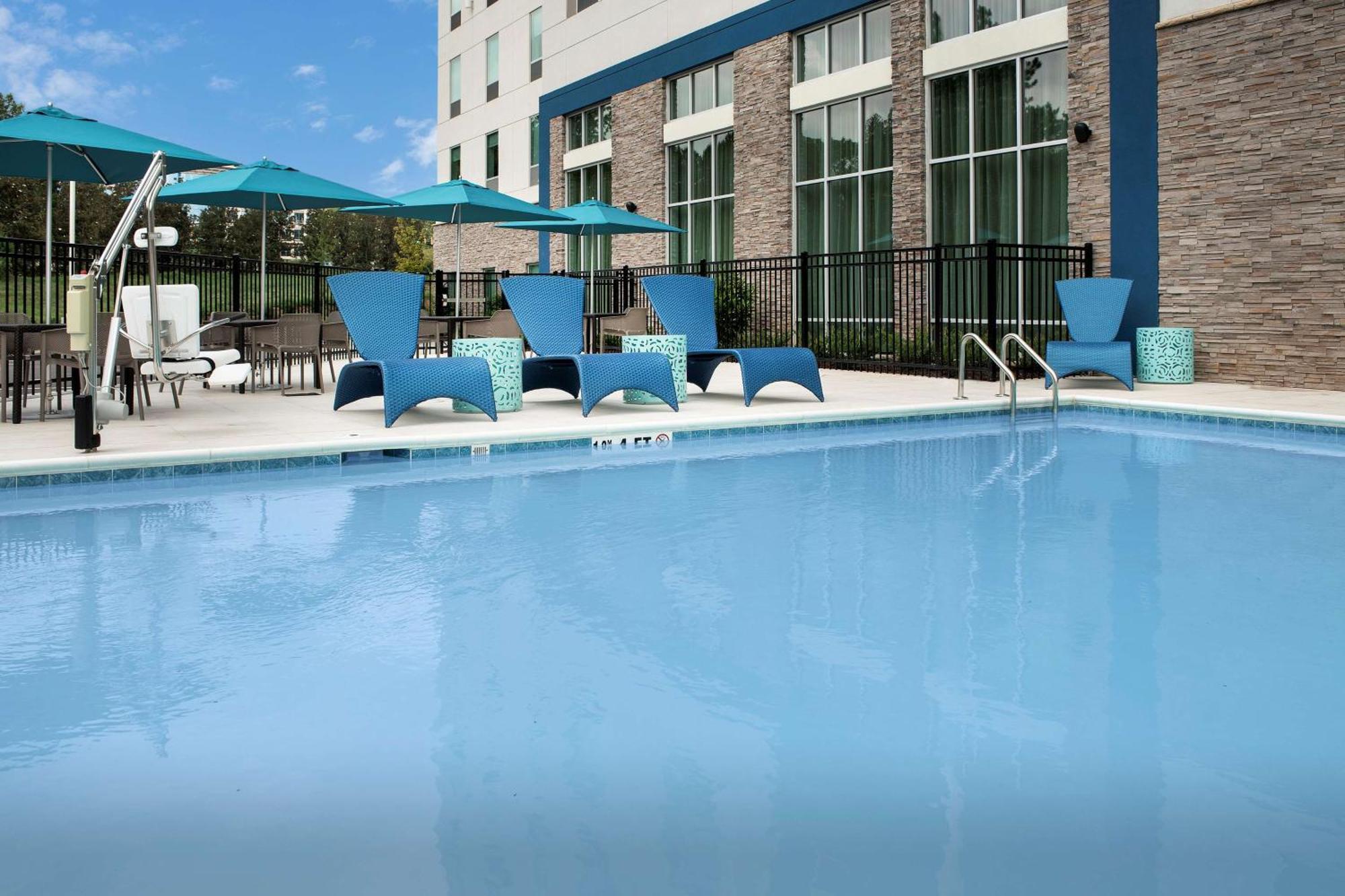 Hampton Inn & Suites Charlotte Airport Lake Pointe Luaran gambar