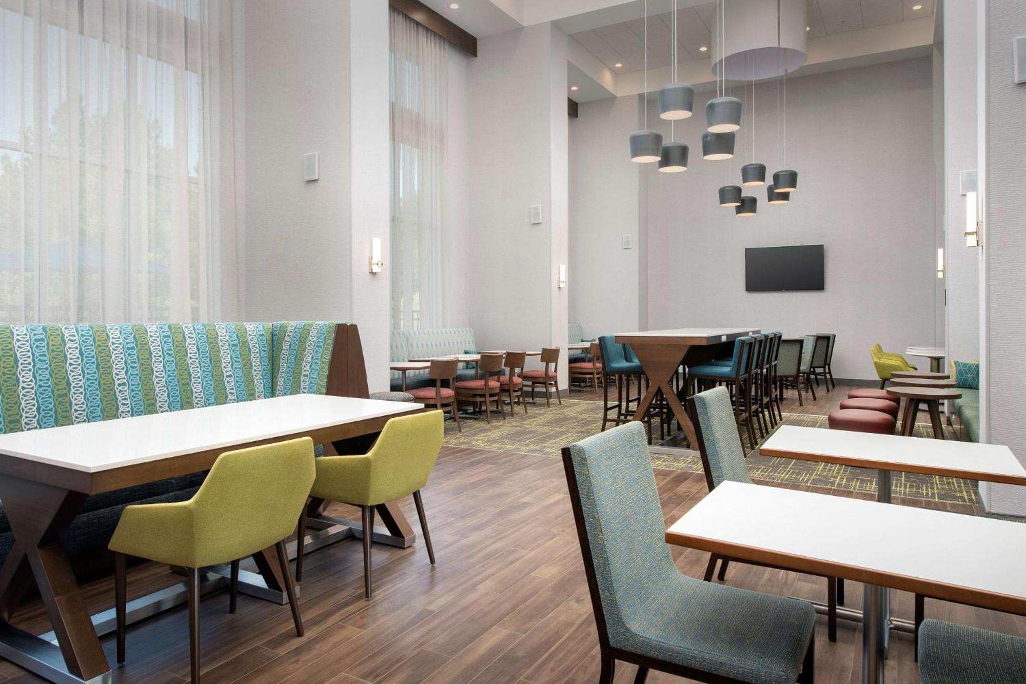 Hampton Inn & Suites Charlotte Airport Lake Pointe Luaran gambar